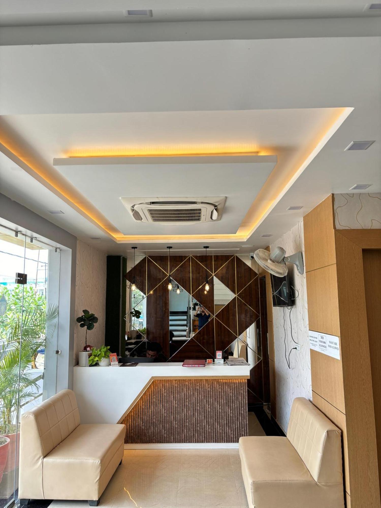 Hotel Royal Casa Lucknow Extérieur photo